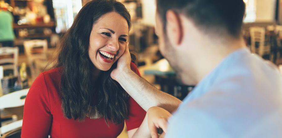 Flirten lernen mit den richtigen Fragen