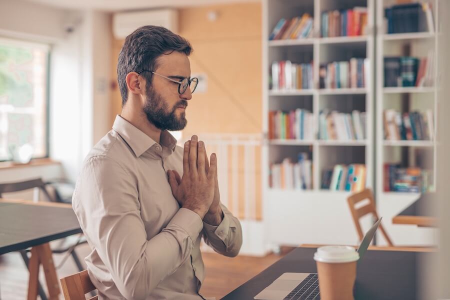 Lerne Achtsamkeit und Meditation