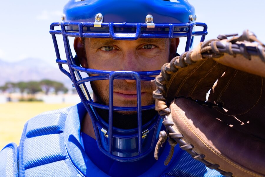 Die richtige Ausrüstung, wenn du einen Baseball fangen musst