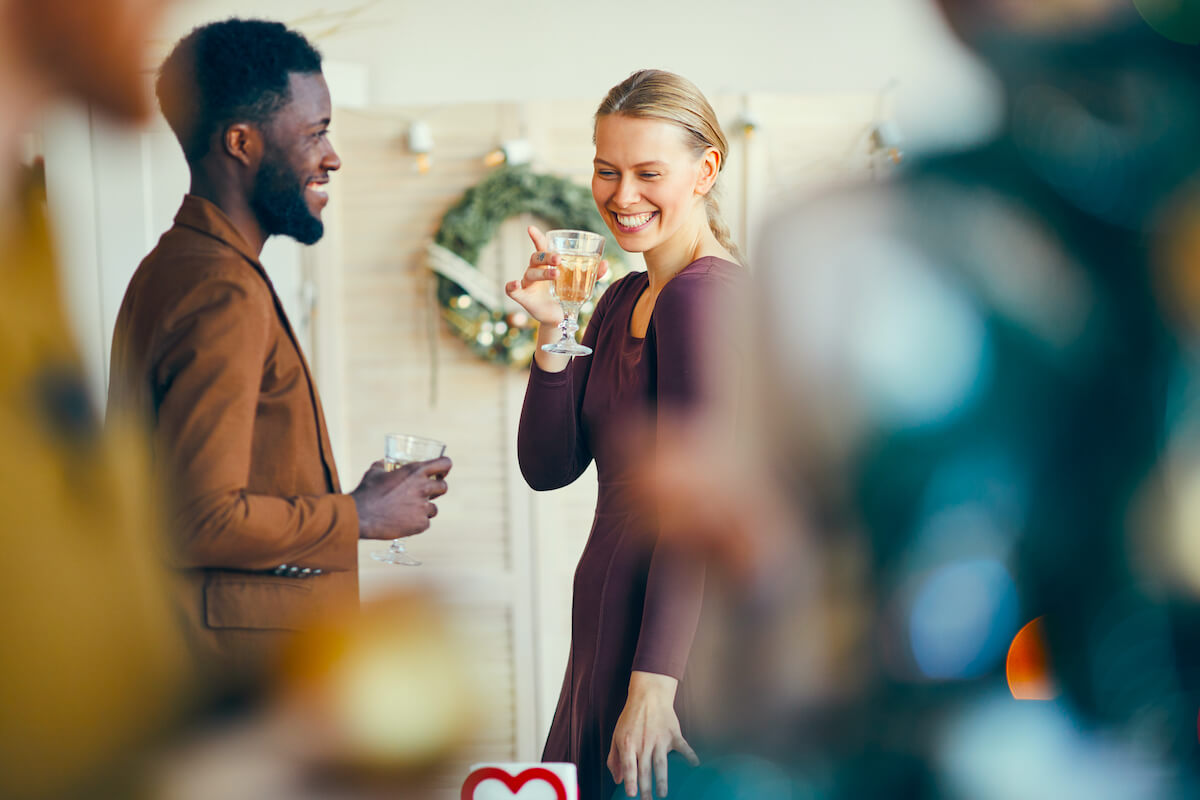 Durch dein Selbstbewusstsein erkennen, ob sie dich mag Durch dein Selbstbewusstsein erkennen, ob sie dich mag